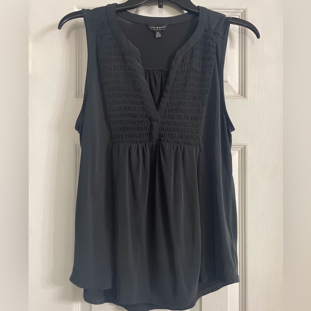 Lucky Brand Dark Grey Sleeveless Blouse, Size S